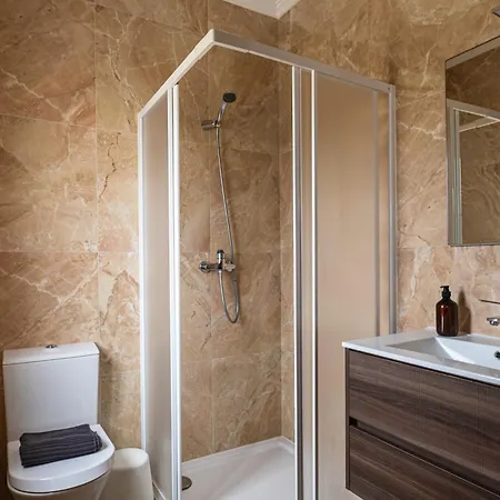 Πανσιόν Donothing House - - Baleal 3*