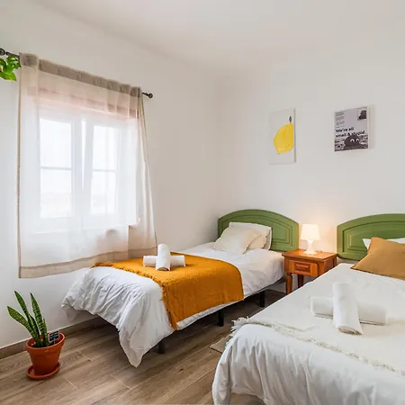 Πανσιόν Donothing House - - Baleal Ferrel (Leiria)