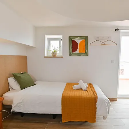 Donothing House - - Baleal Ferrel (Leiria)